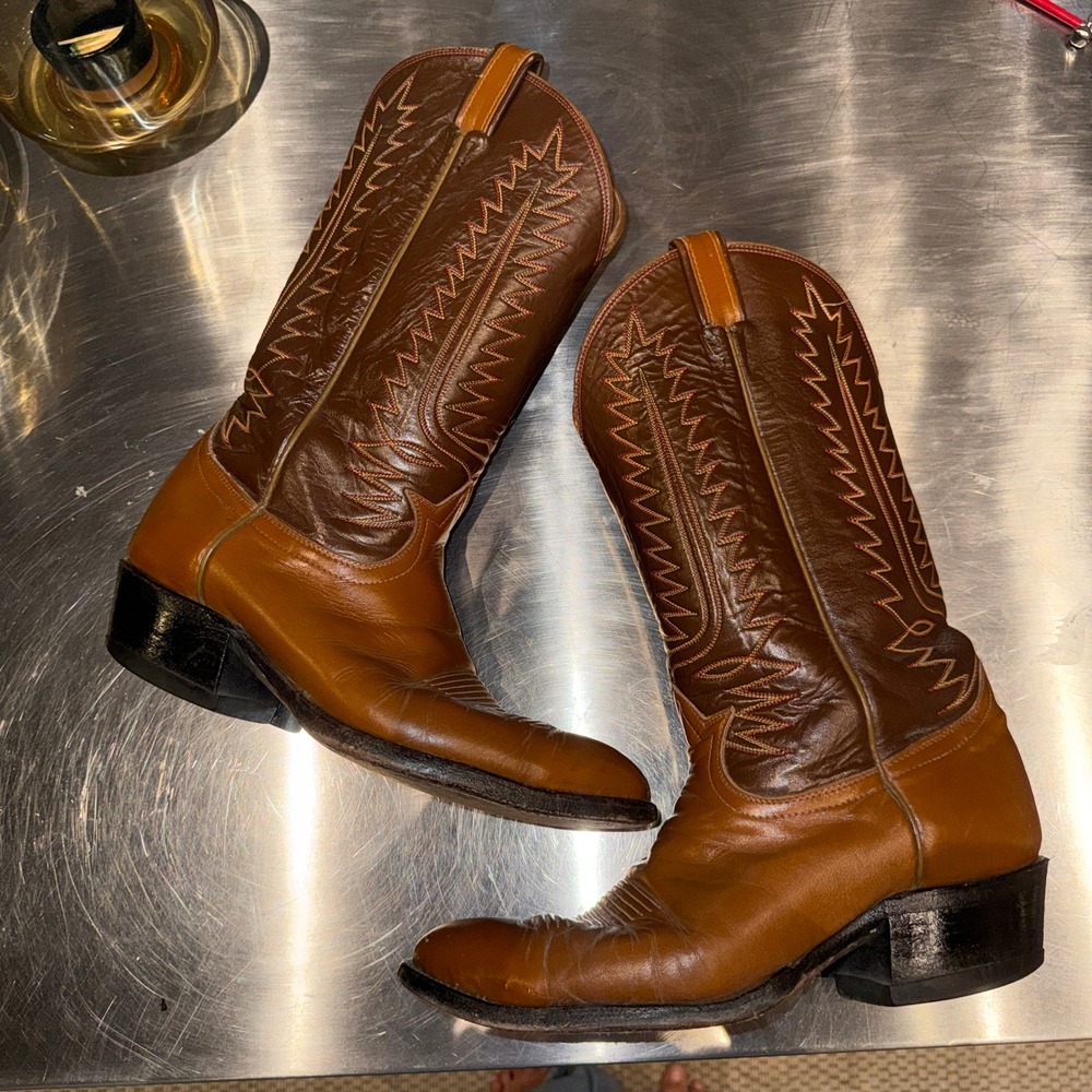 Tony Lama 6210 Cowboy Boots Men's Size 10.5 D Brown Leather Western Pointed Toe
